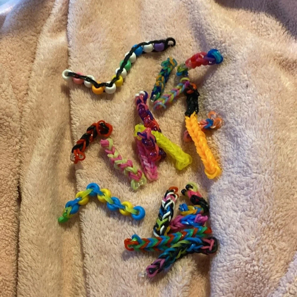 Bracelets - Picture 4 of 4